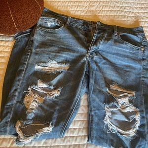 American Eagle Tomgirl jeans